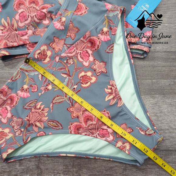 Cupshe Cross Front High Waist Bikini Swimsuit Size M - Picture 5 of 6